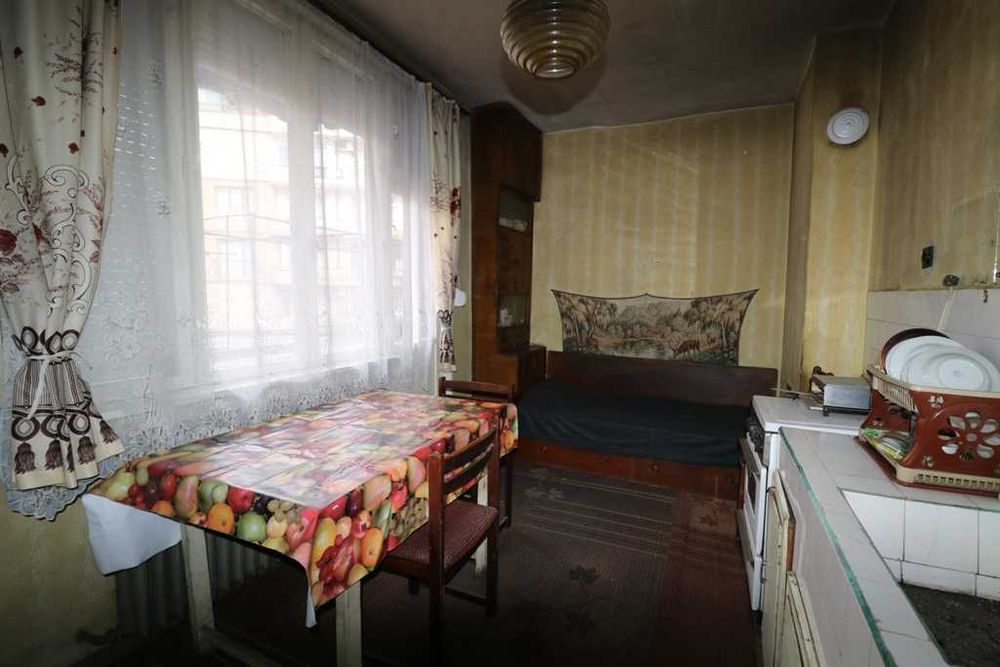 Продава се Многостаен апартамент в Благоевград, Идеален център - 90 кв.м за 915 €/кв.м - Снимка #6