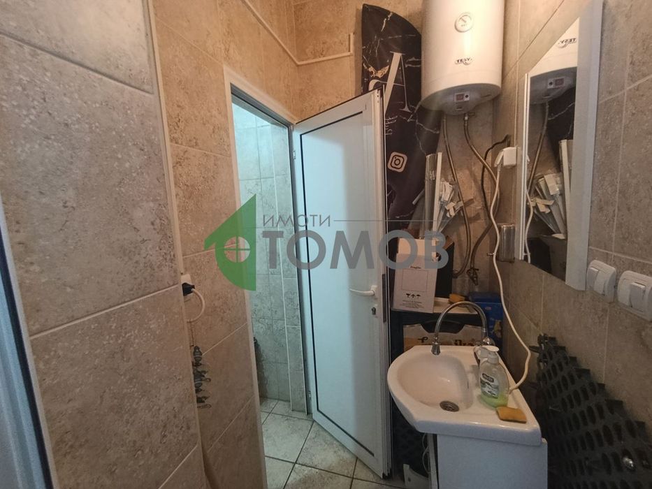 Дава се под наем Магазин в Стара Загора, Железник - изток - 94 кв.м за 310 € - Снимка #2