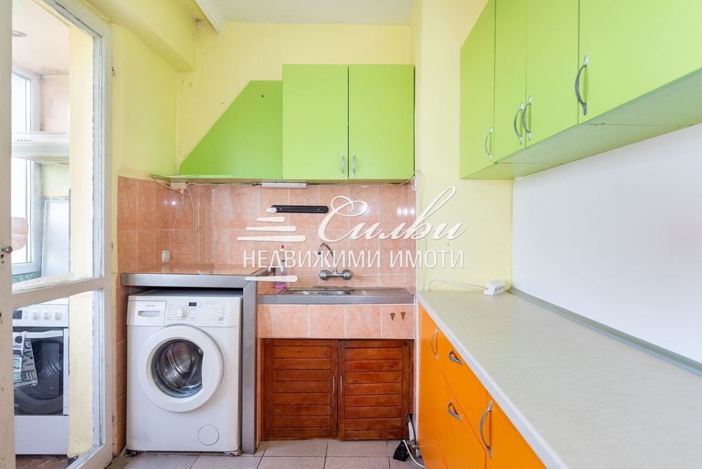 Продава се Двустаен апартамент в Шумен, Тракия - 58 кв.м за 739 €/кв.м - Снимка #4