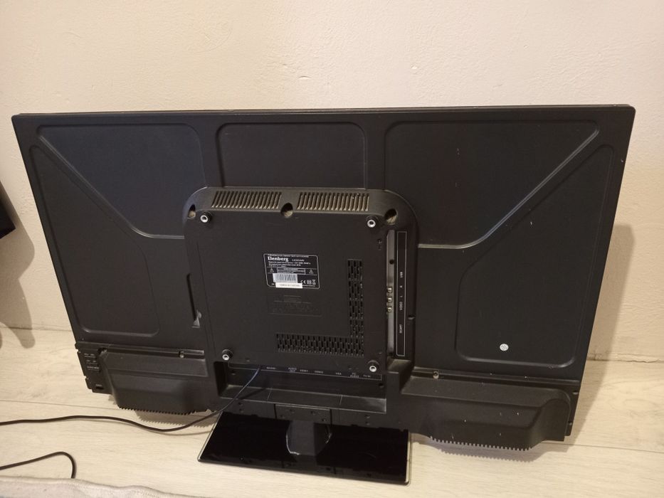 Теливизор 80 см Телевизор