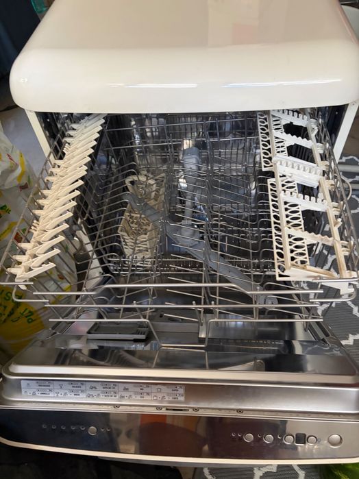 Свободностояща Съдомиялна SMEG 50 style