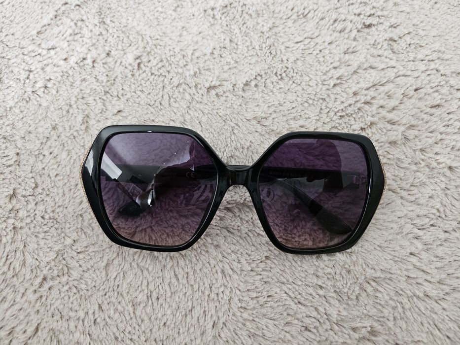 Слънчеви очила GUESS