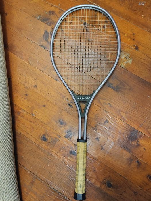 Тенис ракета adidas