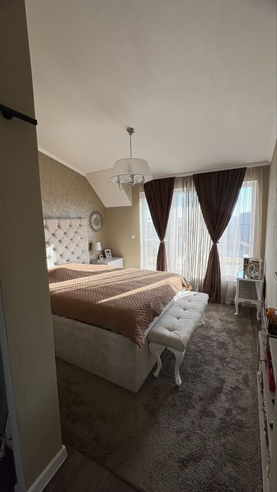 Продава се Тристаен апартамент в Пловдив, Коматевски възел - 200 кв.м за 1075 €/кв.м - Снимка #6