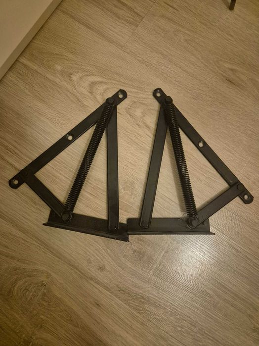 Открывающий диванный механизм