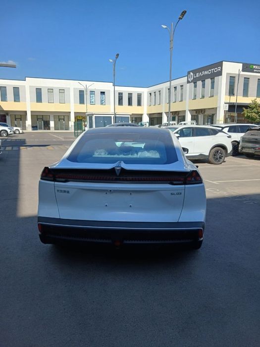 Deepal sl 03 full pozitsiya