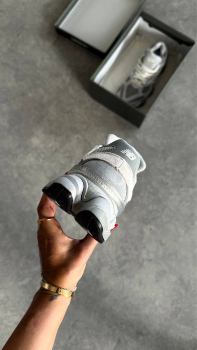 New Balance 9060 Concentrete Grey