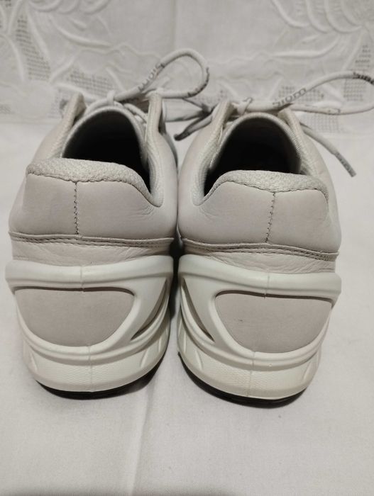 ECCO ЕСТЕСТВЕНА КОЖА дамски маратонки