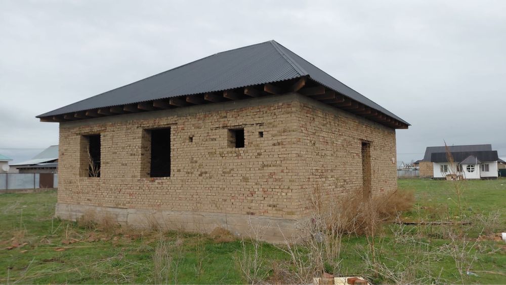 Продам недостроенный частный дом