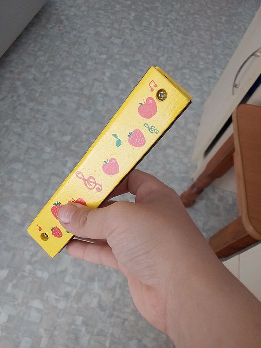 Губная гармошка продаю