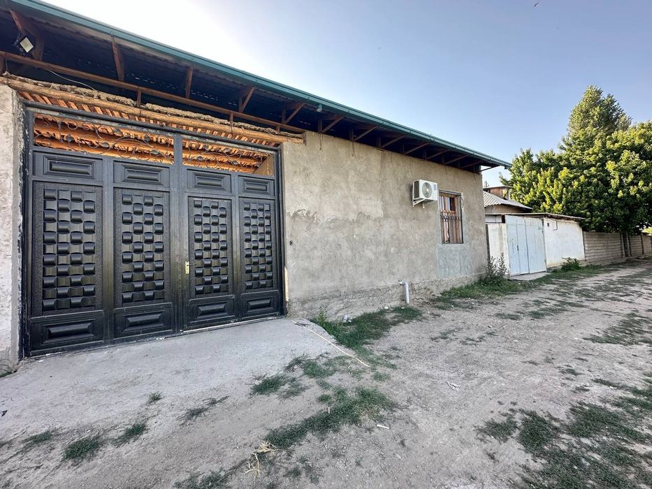 Srochna!!! Surumda joylawkan 3.5 sotih 2 xona uy sotiladi