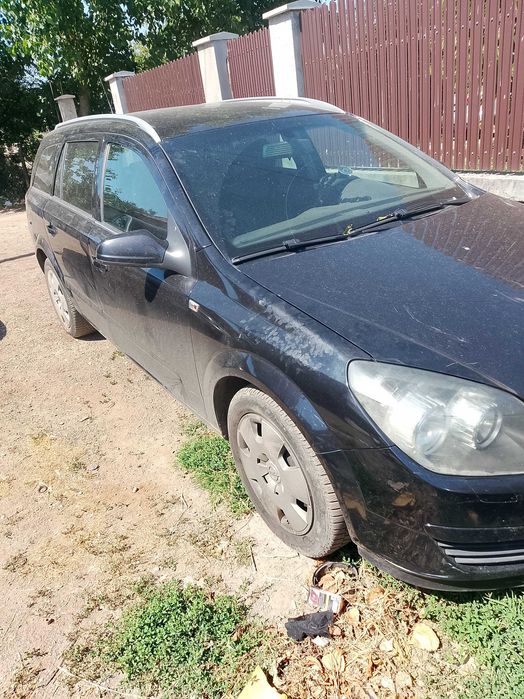 Masina de vanzare opel