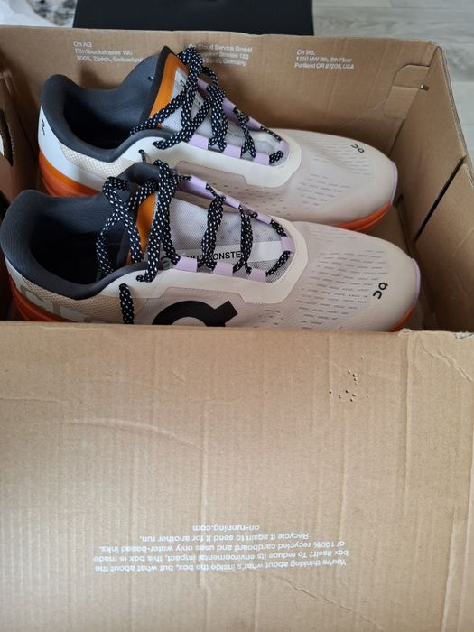 Кроссовки классные