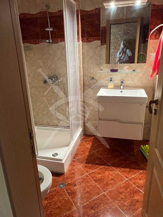 Тристаен апартамент в к.к. Елените 98729