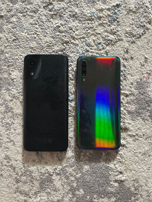 Samsung A50 A10.