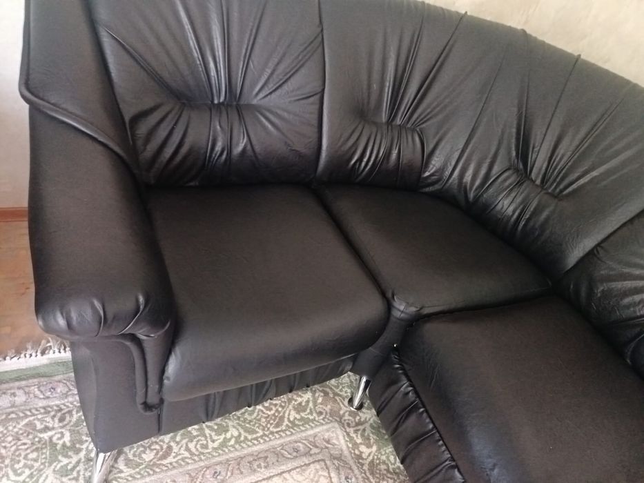 Продам диван и кресло