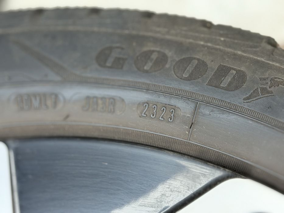 Roți originale VW ID.3 Wellington R19 215/50 R19 Goodyear iarnă Ca Noi