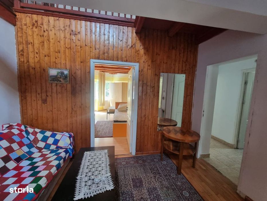 Vila spatioasa de vanzare in Busteni-Oportunitate de investitie