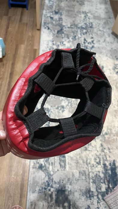 Продам шлем боксерский