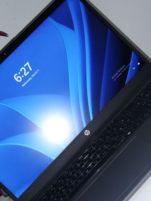 Laptop HP Ryzen 7 (seria 5000) – ca nou, garanție, folosit foarte puți
