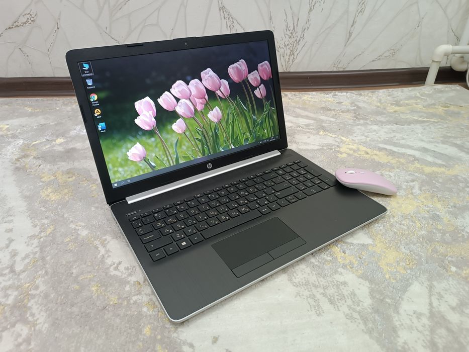 Ноутбук HP i5/8ГБ SSD Современный.