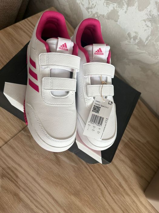 Продам стильные кеды Adidas (оригинал)