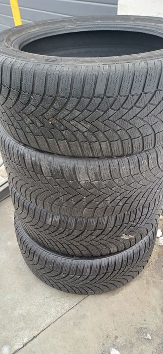 Cauciucuri iarna 215/50/17