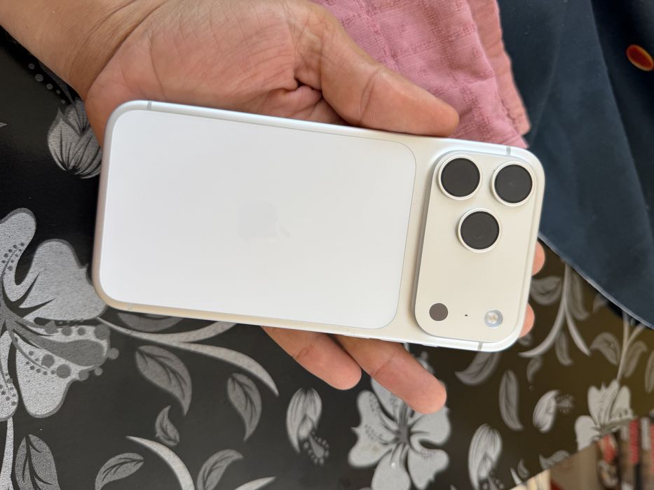 Iphone 17 pro Max srochni sotiladi