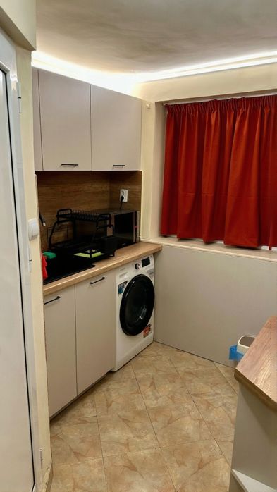 Дава се под наем Едностаен апартамент в Пловдив, Съдийски - 30 кв.м за 229.5 € - Снимка #1