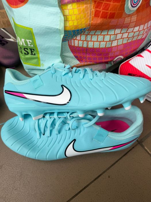 Ghete fotbal Noi originale diferite marimi si modele