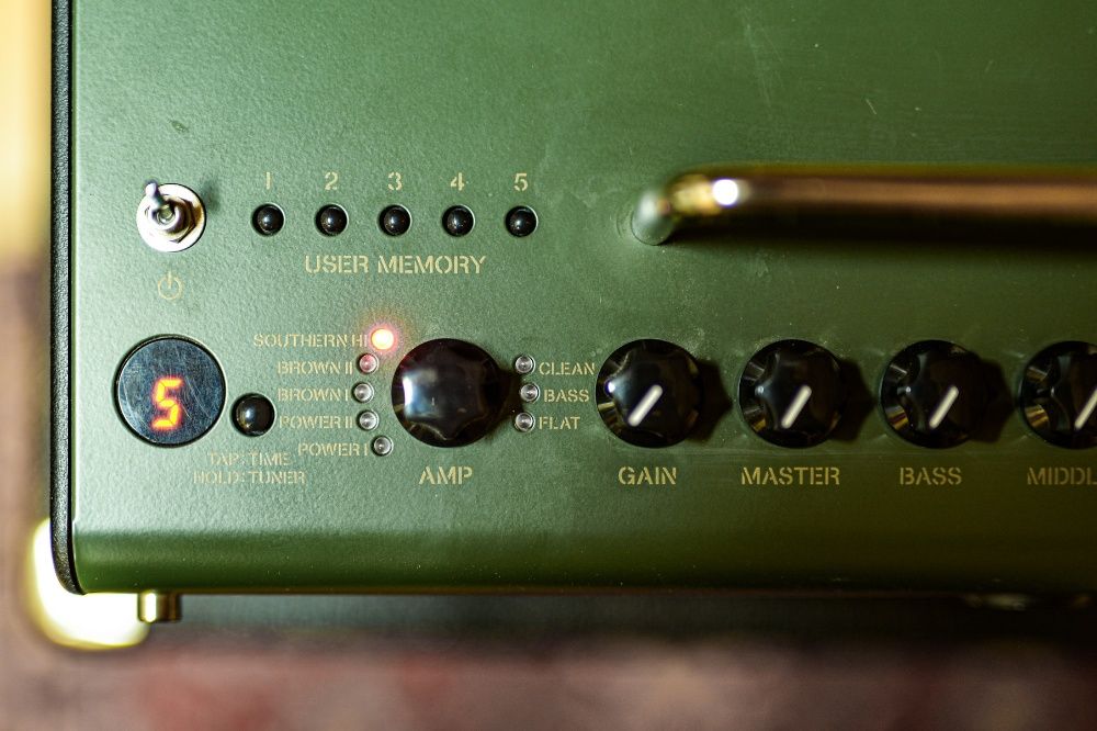 Гитарный усилитель Yamaha THR10X