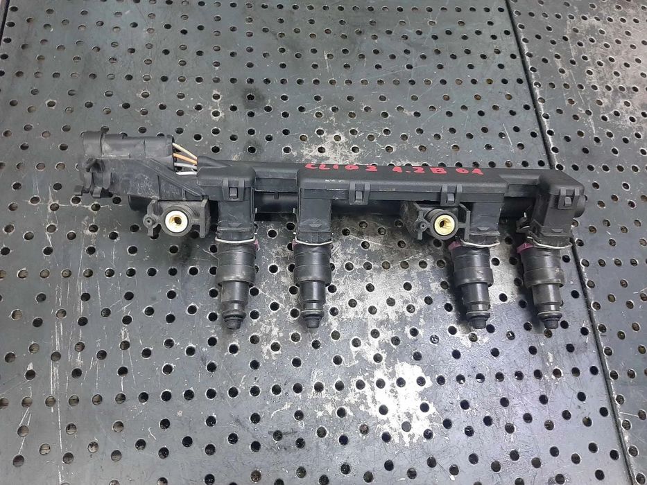 rampa cu injectoare 1.2 b renault twingo clio 1 clio 2 873774 7700114546
