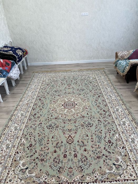 Продам ковры в хоршем состоянии