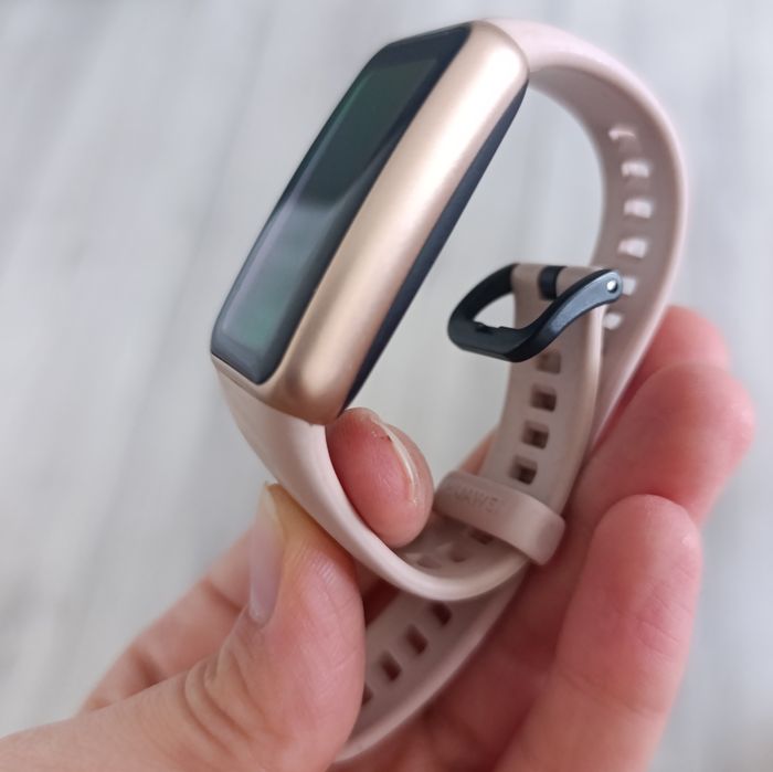 Финес часы. Huawei band 6