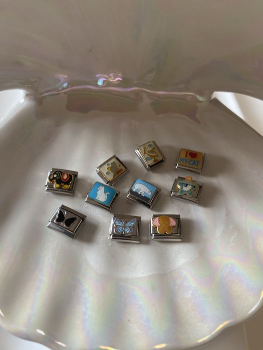 Nomination гривни бази