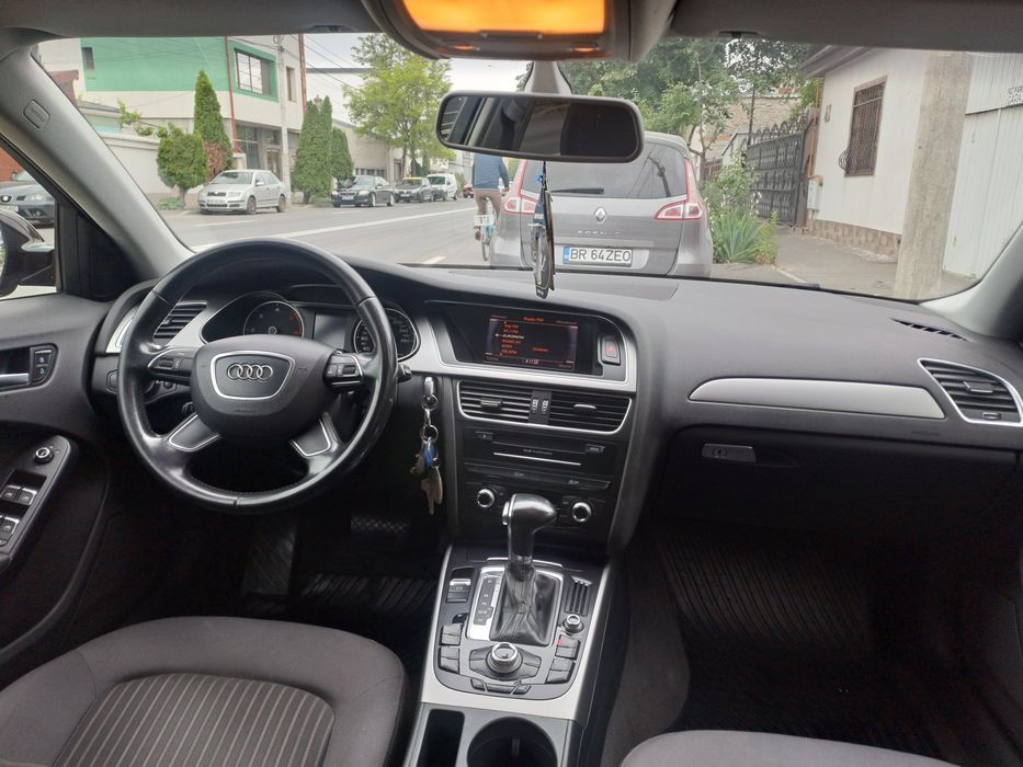Vand Audi a4 2.0