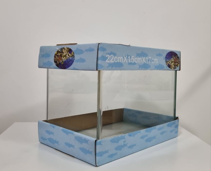 Nano acvariu sticlă 5.6 Litri (22x15x17 cm)
