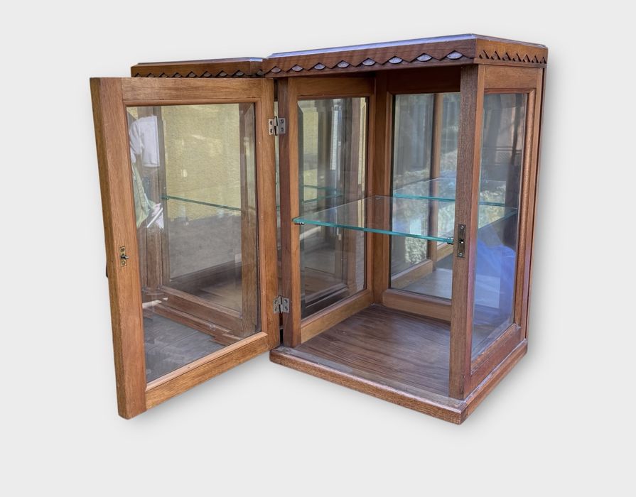 Set 2 vitrine perete/postament lemn masiv de nuc