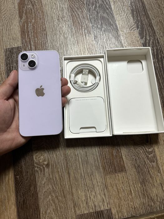 Продам телефон Айфон 14 128Gb