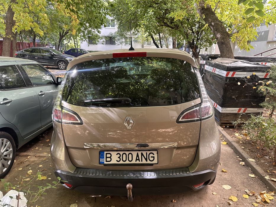 RENAULT Grand Scenic 2013 — imagine 2