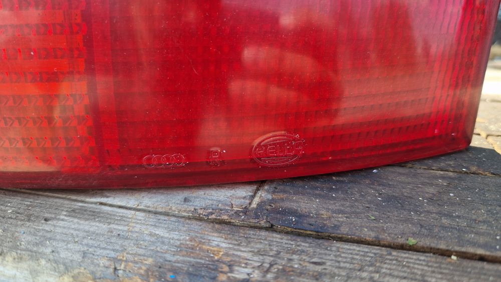 Задний фонарь стоп сигнал audi A6