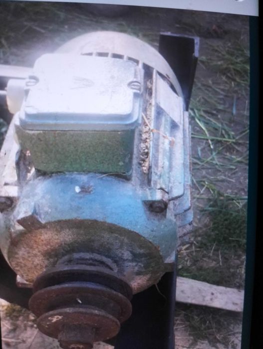 Moară cu ciocanele cu circular