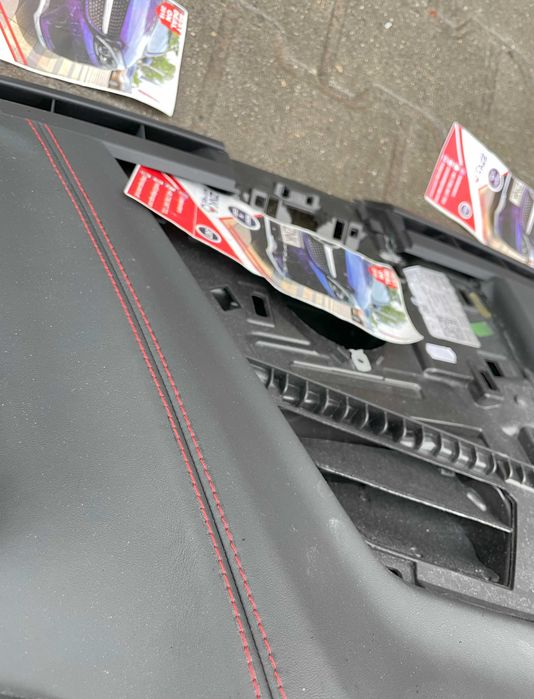 Audi GT E-tron - kit airbag - plansa de bord - centuri de siguranta