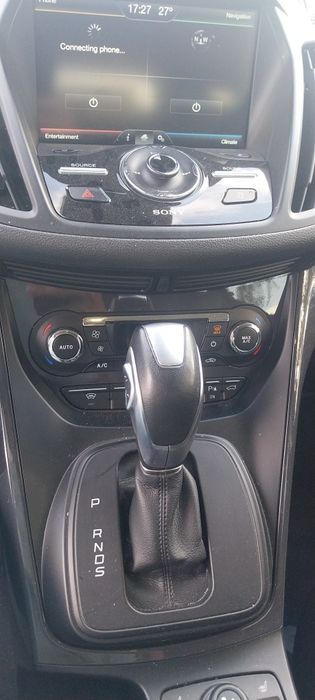 FORD  KUGA  4x4-2016