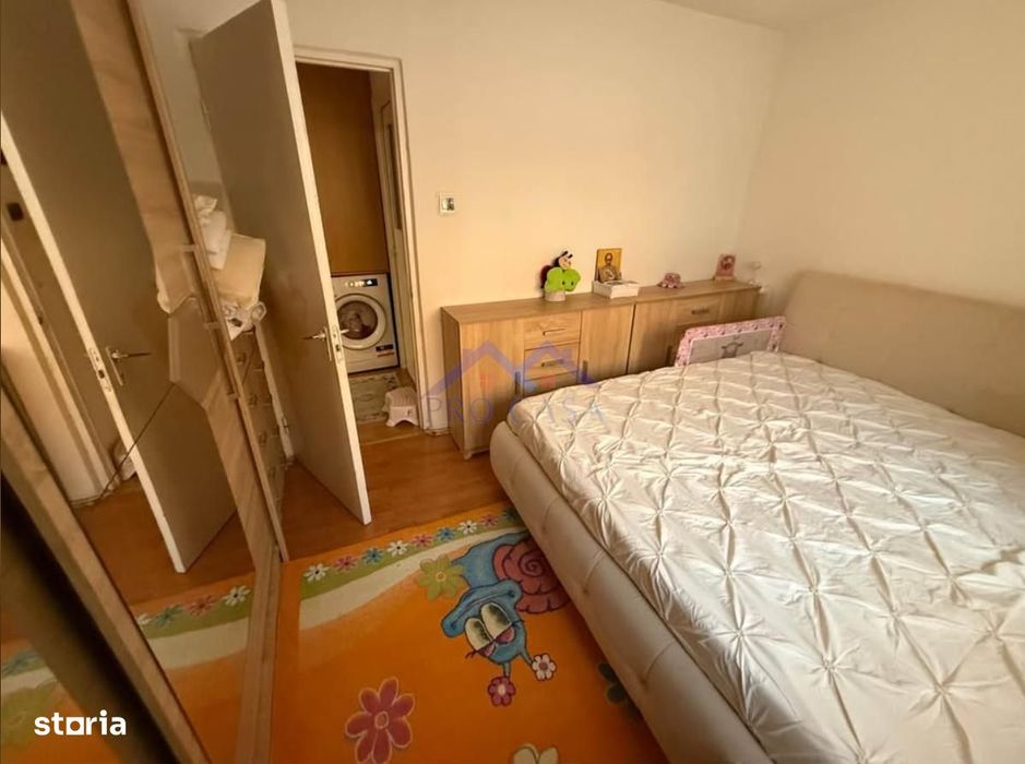 Apartament 3 camere in Cetate, et.3