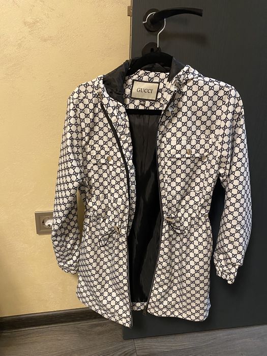 Есенно яке/ Преходно яке