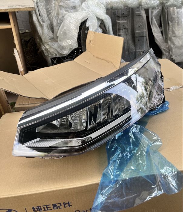 Hyundai Custin кузовные запчасти