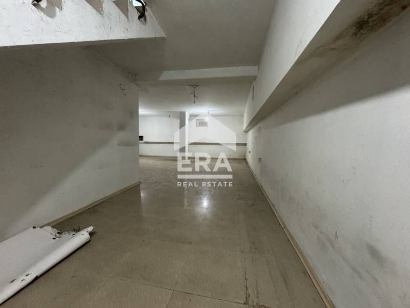 Търговски обект под наем от ЕРА Дръстър на бул. Македония - гр. Силист