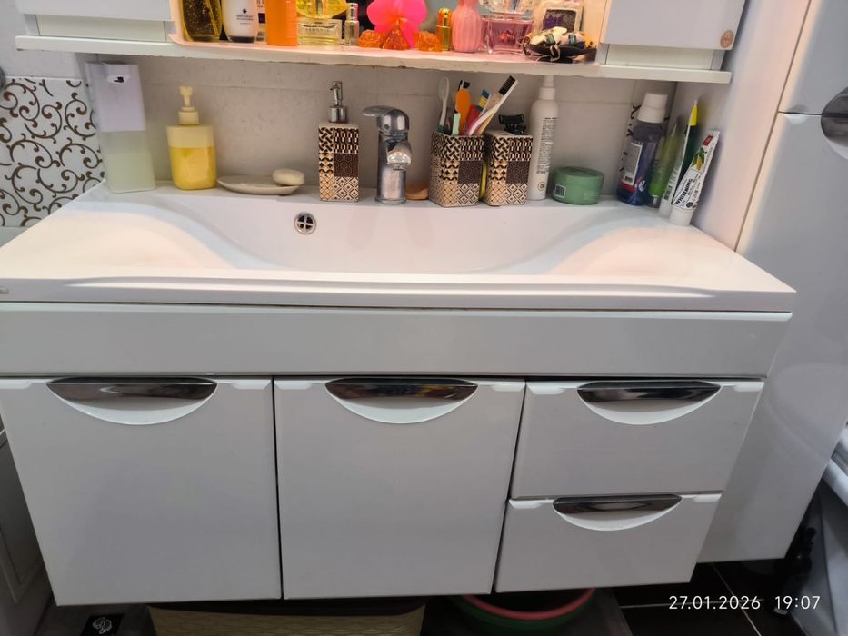 Тумб с ракавиной