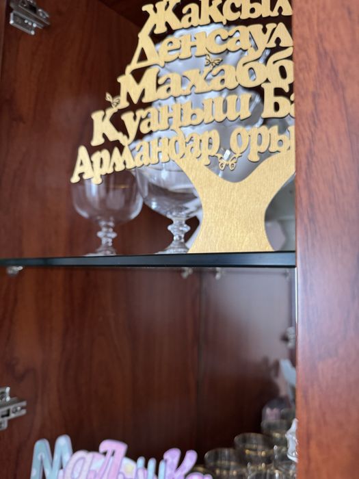 Сервант для гостиной комнаты